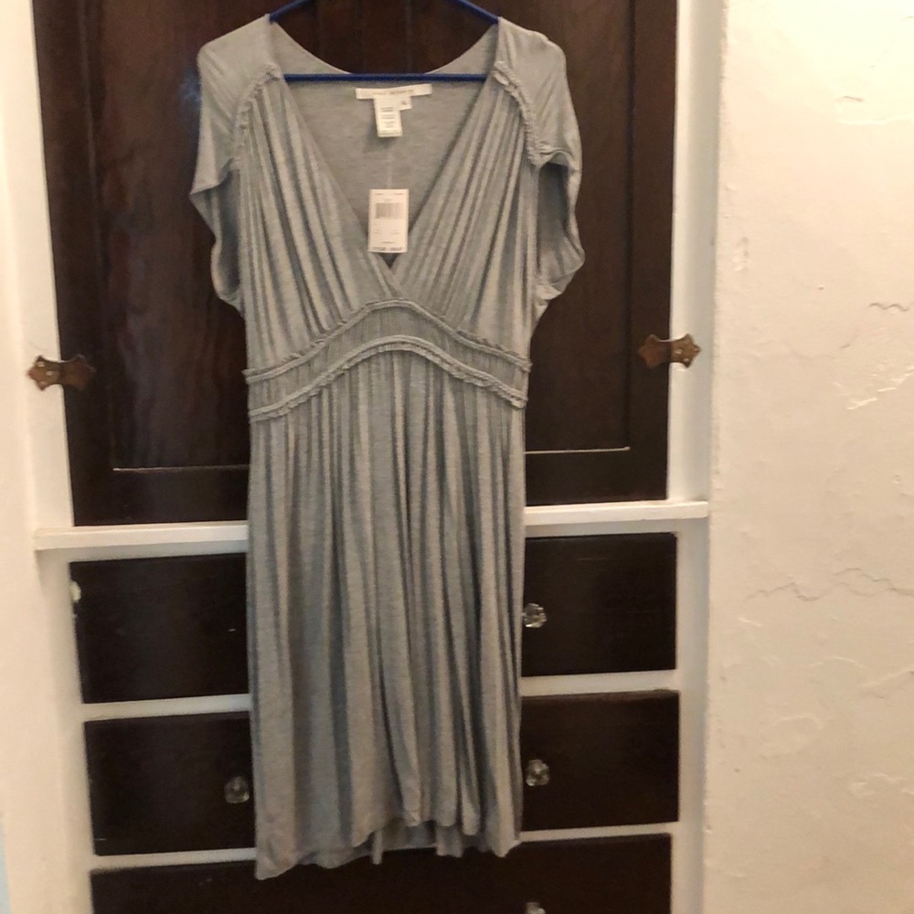 Gray max studio knee length dress